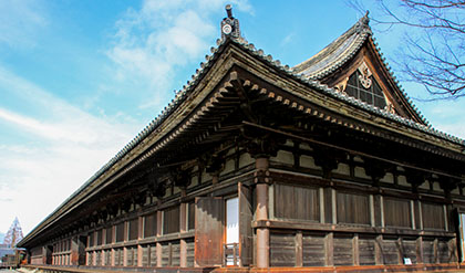 京都の観光名所・おすすめスポット（三十三間堂）