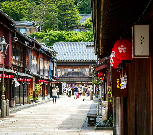 奥深い金沢の旅の道しるべ。